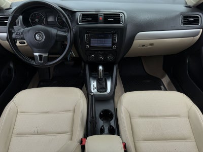 2013 Volkswagen Jetta 2.5L SE Convenience & Sunroof