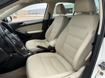 2013 Volkswagen Jetta 2.5L SE Convenience & Sunroof