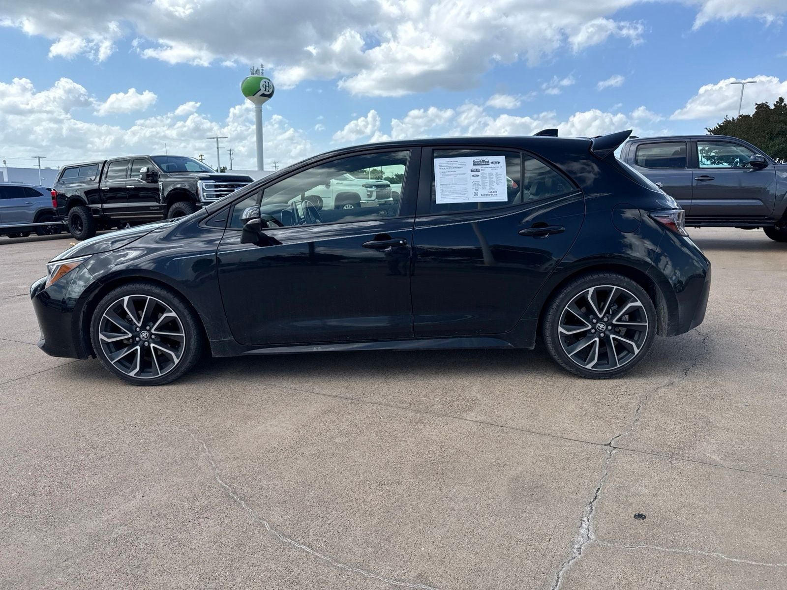 2021 Toyota Corolla Hatchback XSE