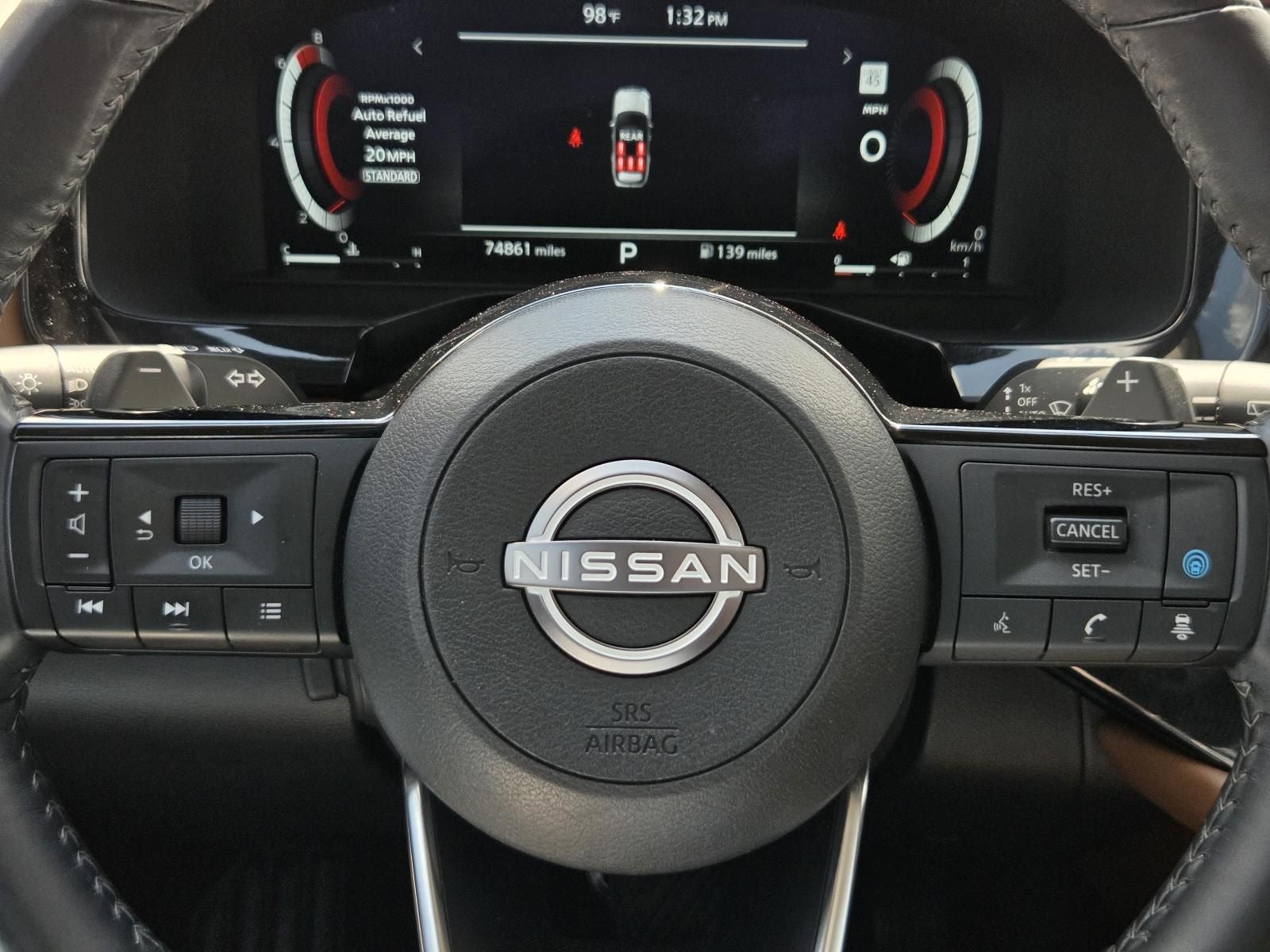 2024 Nissan Pathfinder Platinum