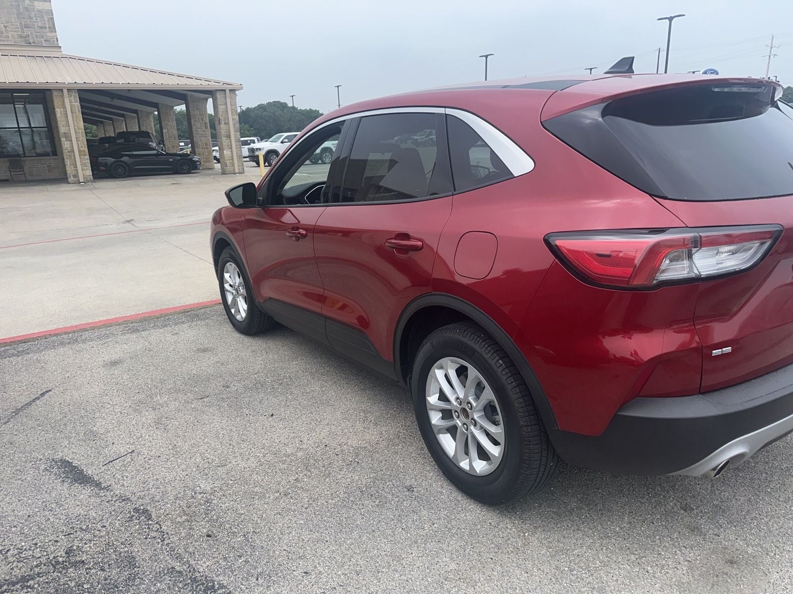 2020 Ford Escape SE