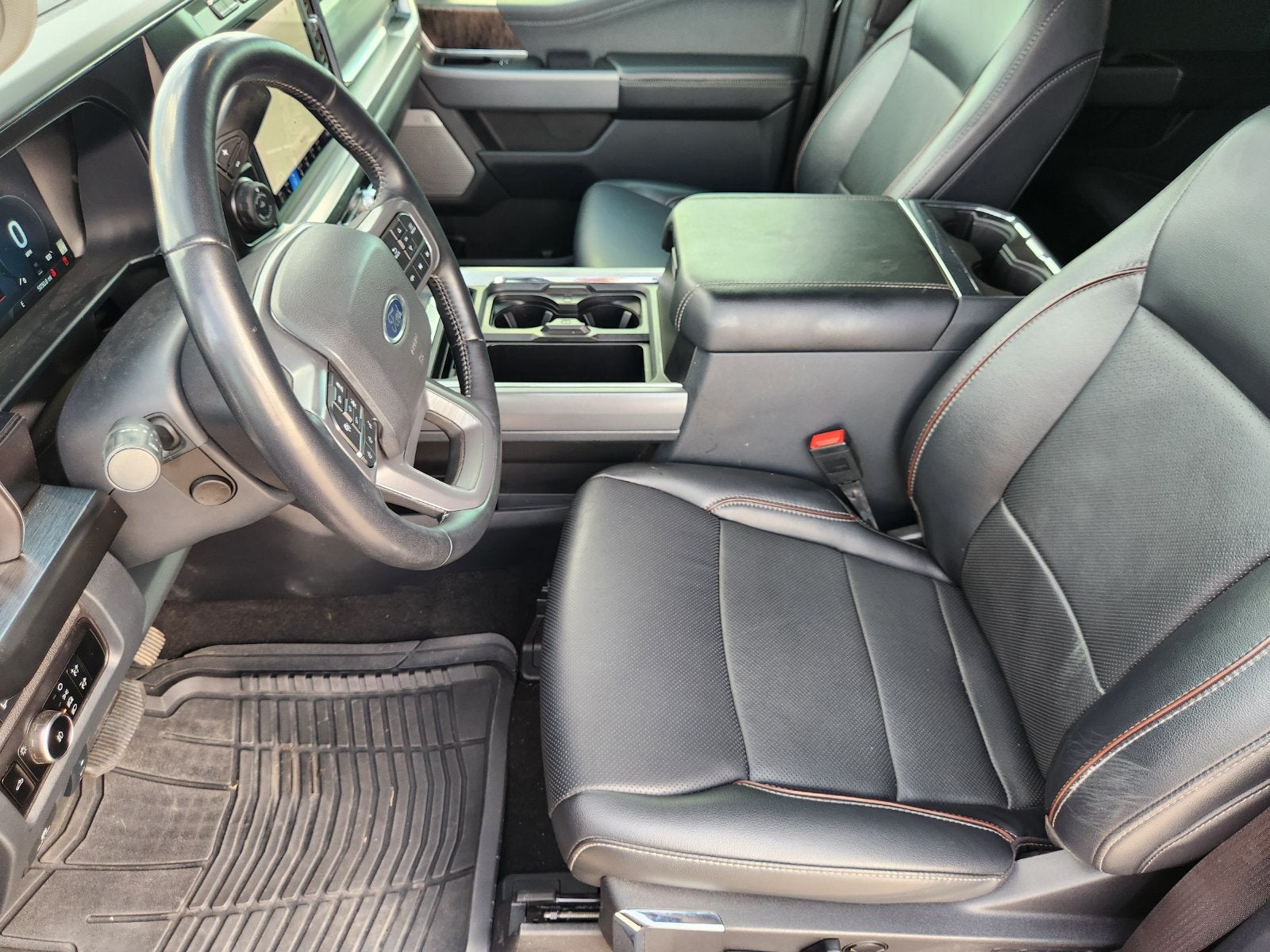 2024 Ford F-350SD Lariat DRW