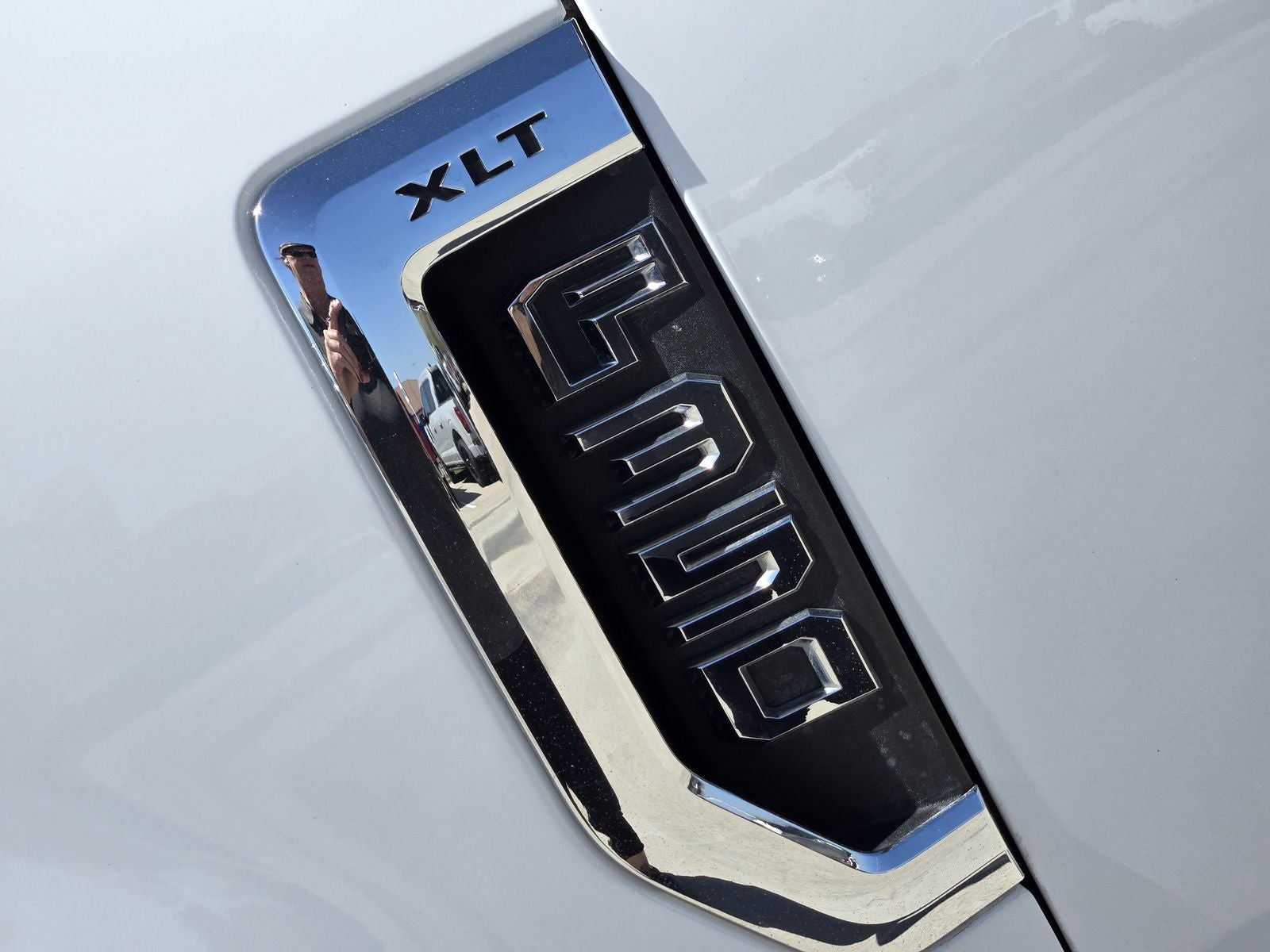 2022 Ford F-350SD XLT DRW