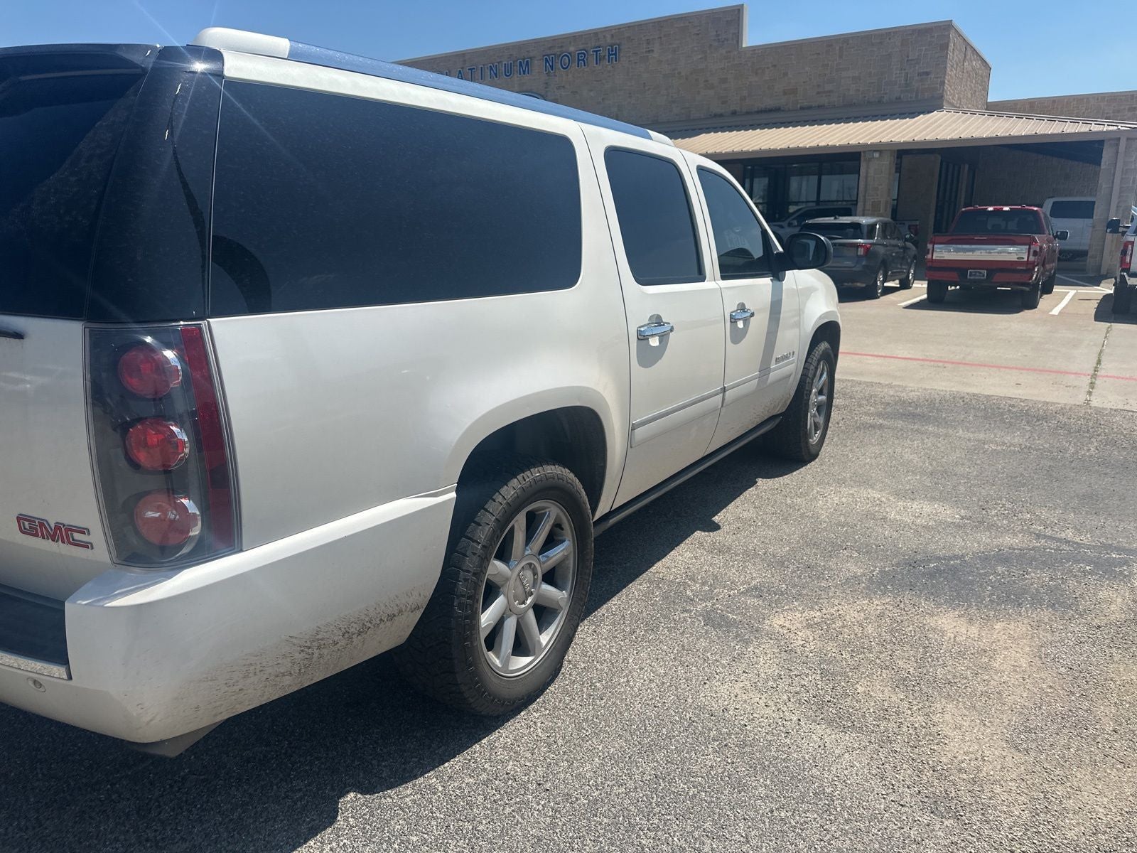 2009 GMC Yukon XL Denali