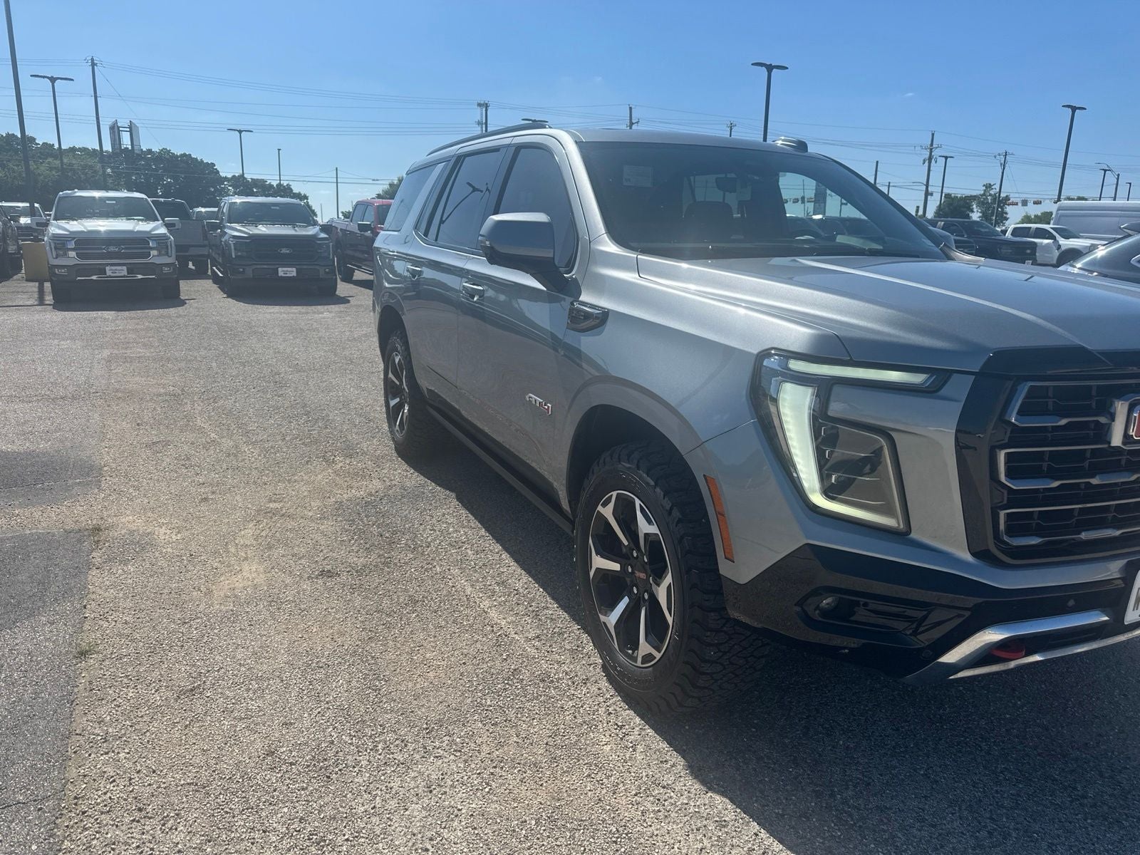 2025 GMC Yukon AT4