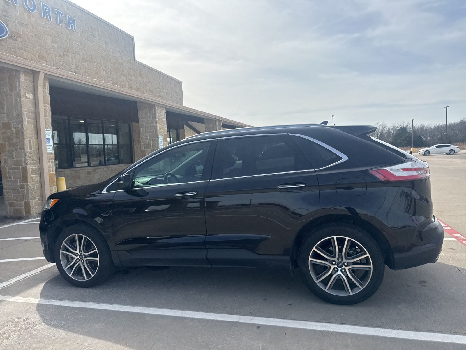 2021 Ford Edge Titanium