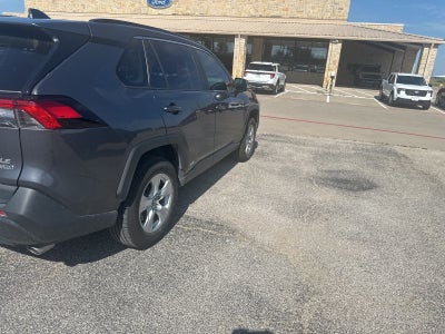 2019 Toyota RAV4 Hybrid XLE