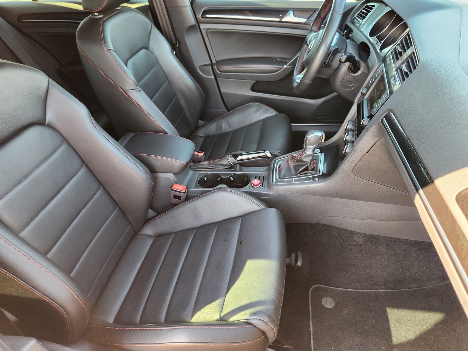 2017 Volkswagen Golf GTI Autobahn