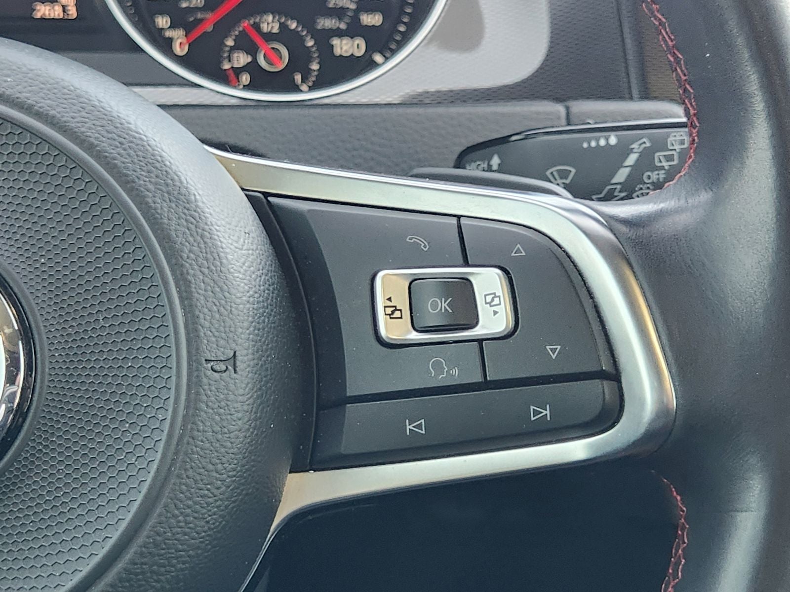 2017 Volkswagen Golf GTI Autobahn