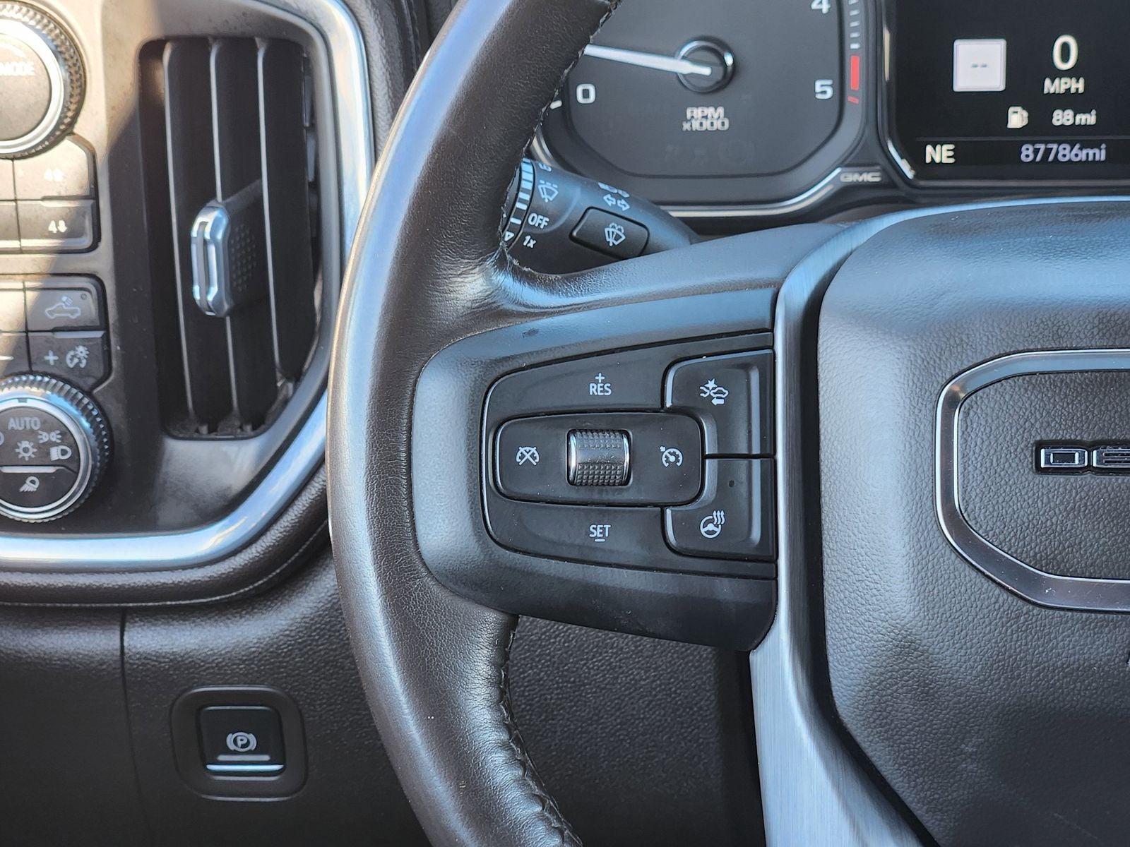 2023 GMC Sierra 2500HD Denali