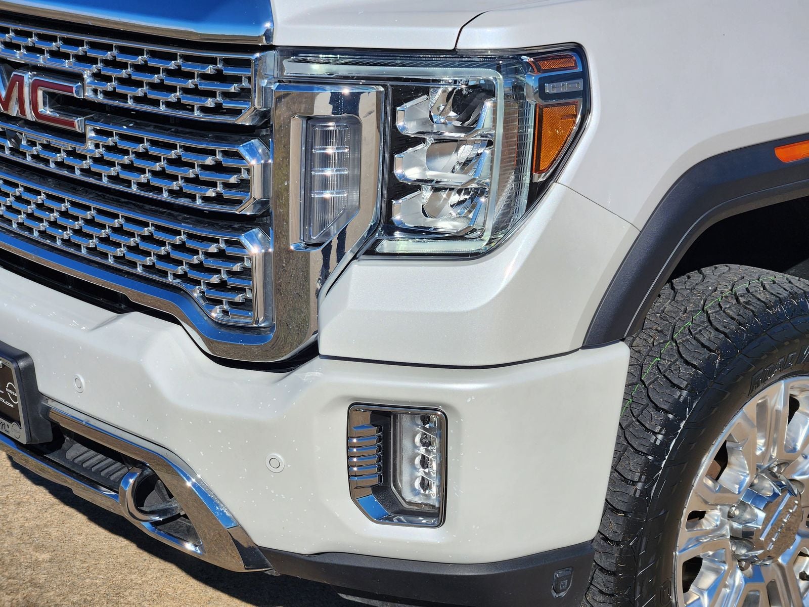 2023 GMC Sierra 2500HD Denali