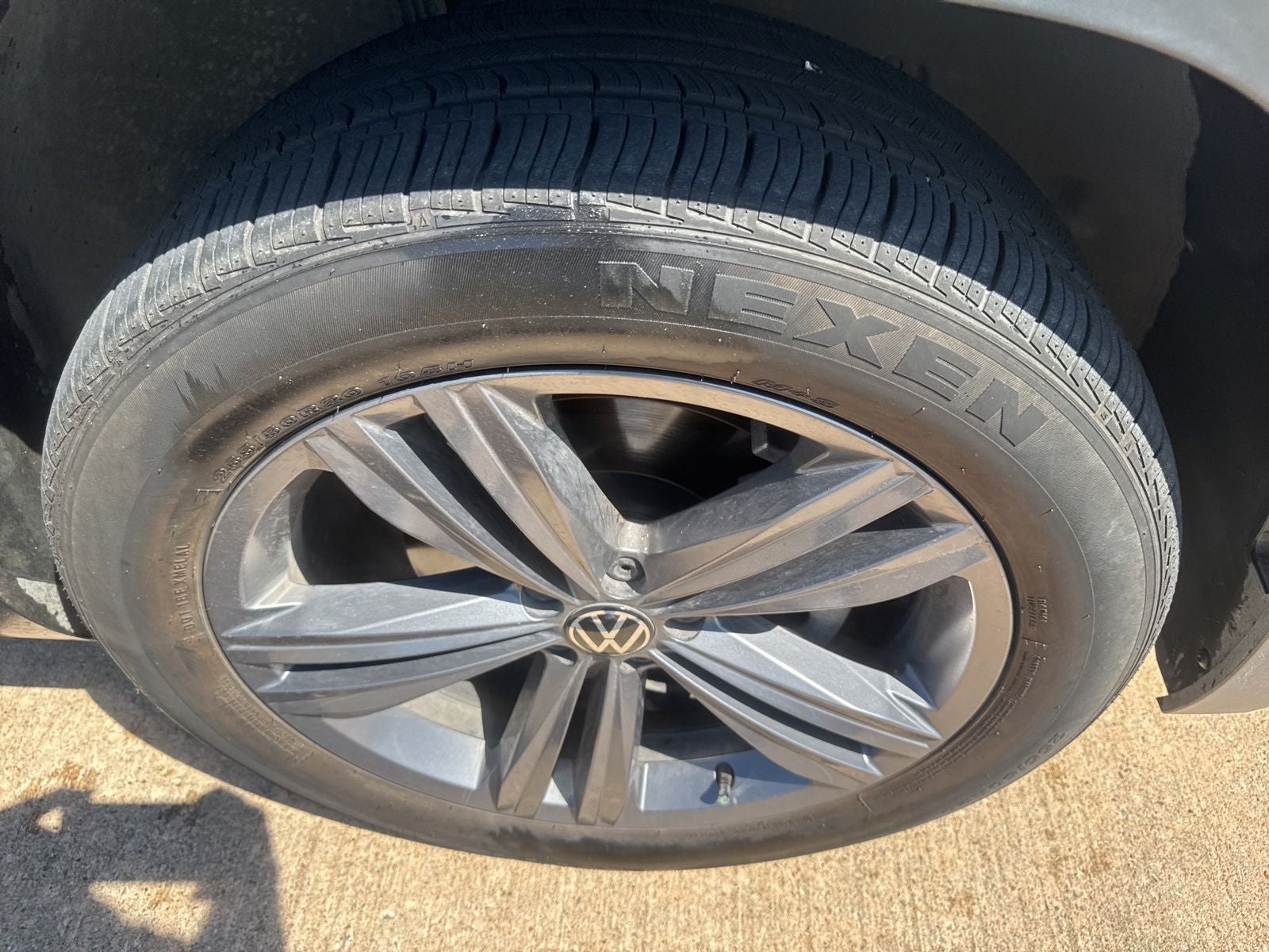 2022 Volkswagen Atlas 3.6L V6 SEL R-Line