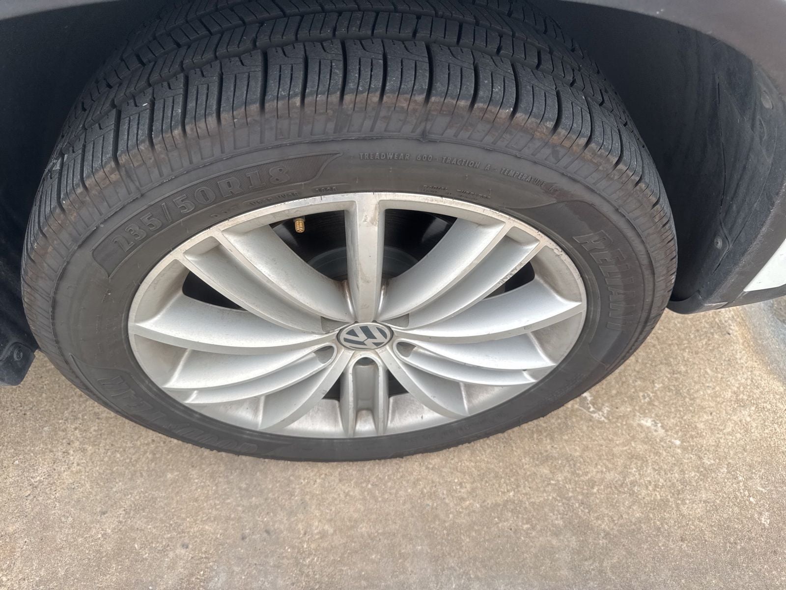 2015 Volkswagen Tiguan Base
