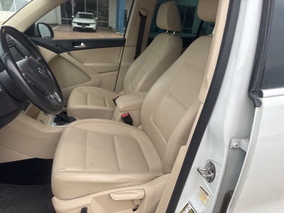 2015 Volkswagen Tiguan Base