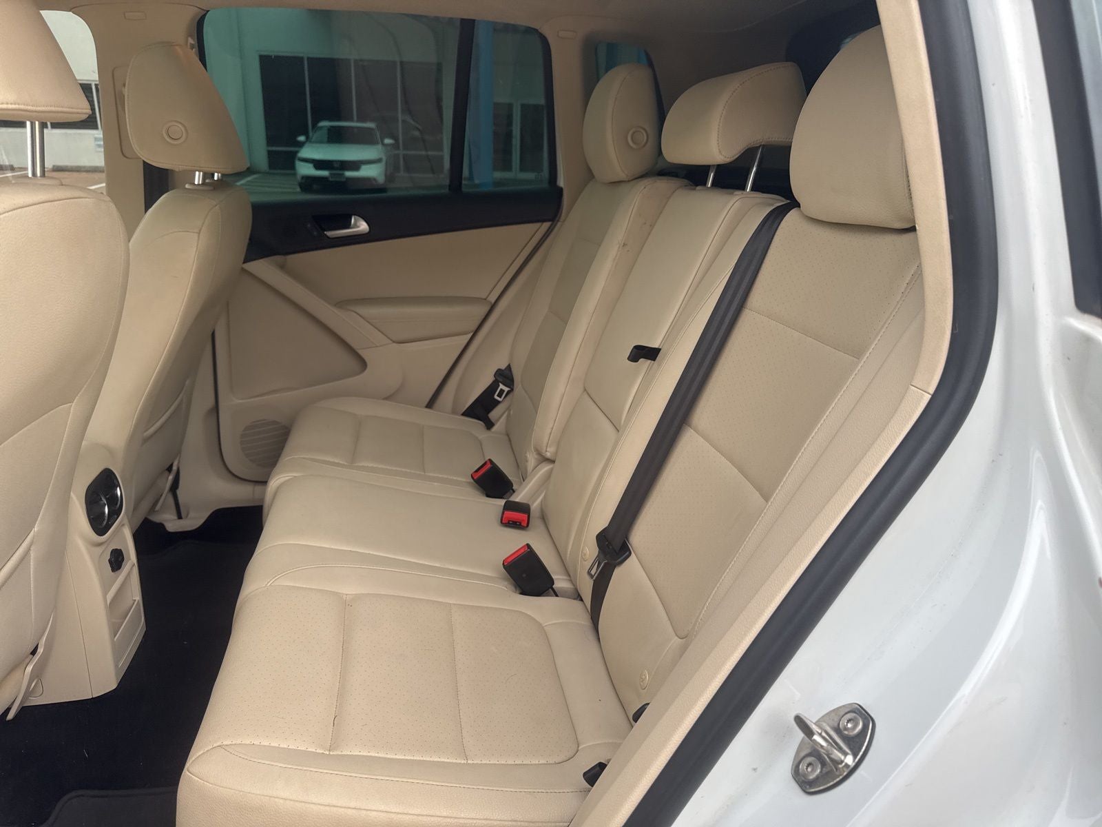 2015 Volkswagen Tiguan Base