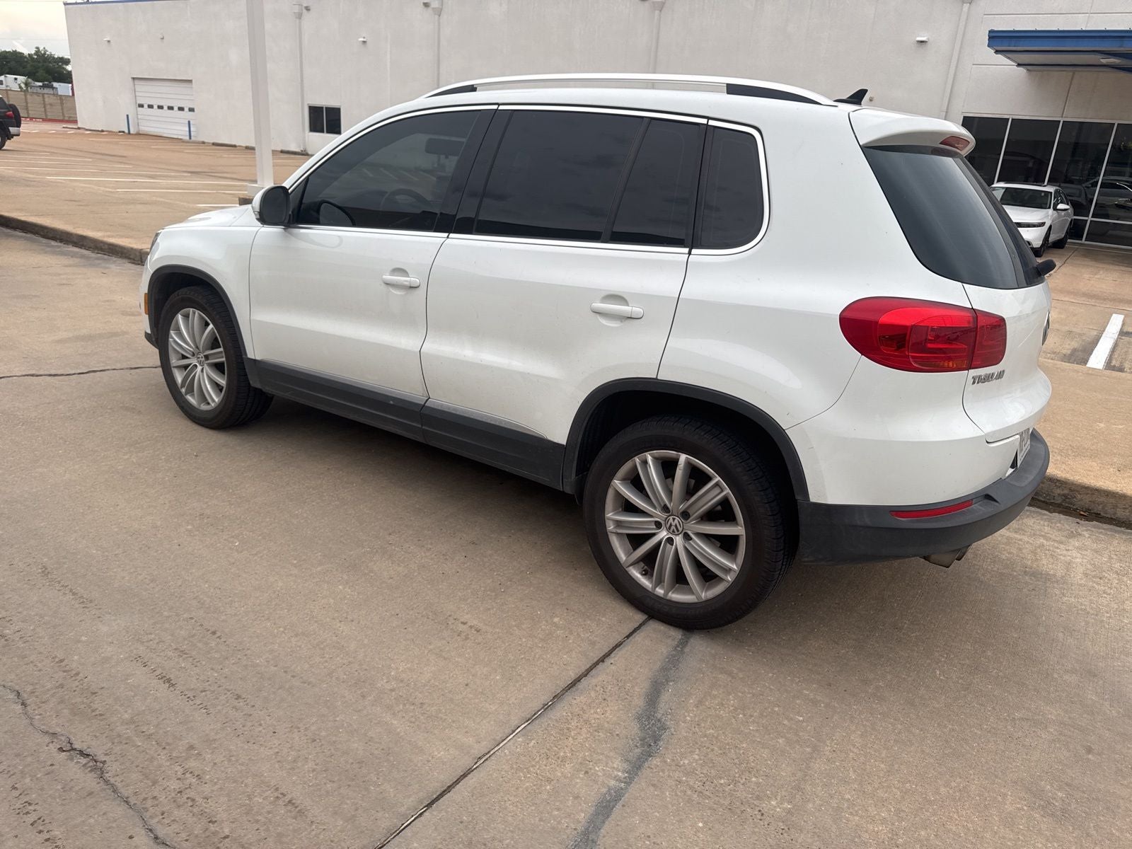 2015 Volkswagen Tiguan Base