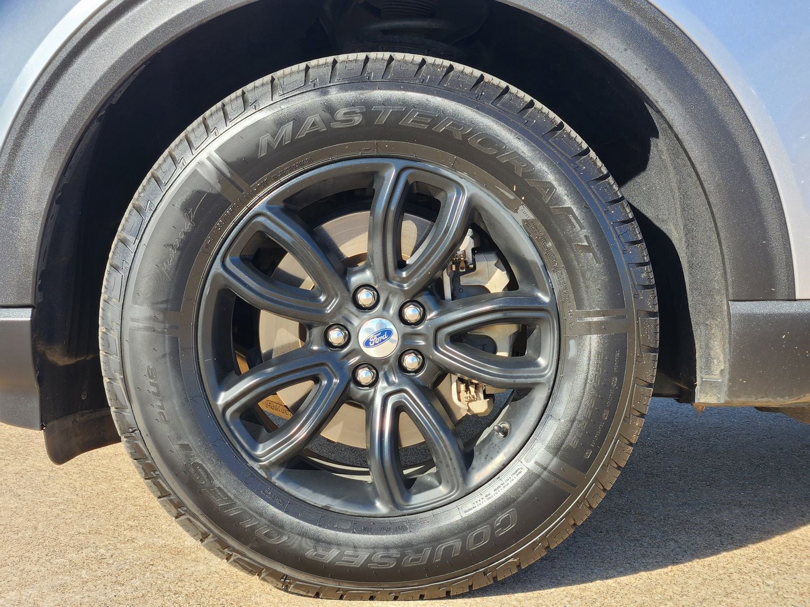 2020 Ford Explorer Base