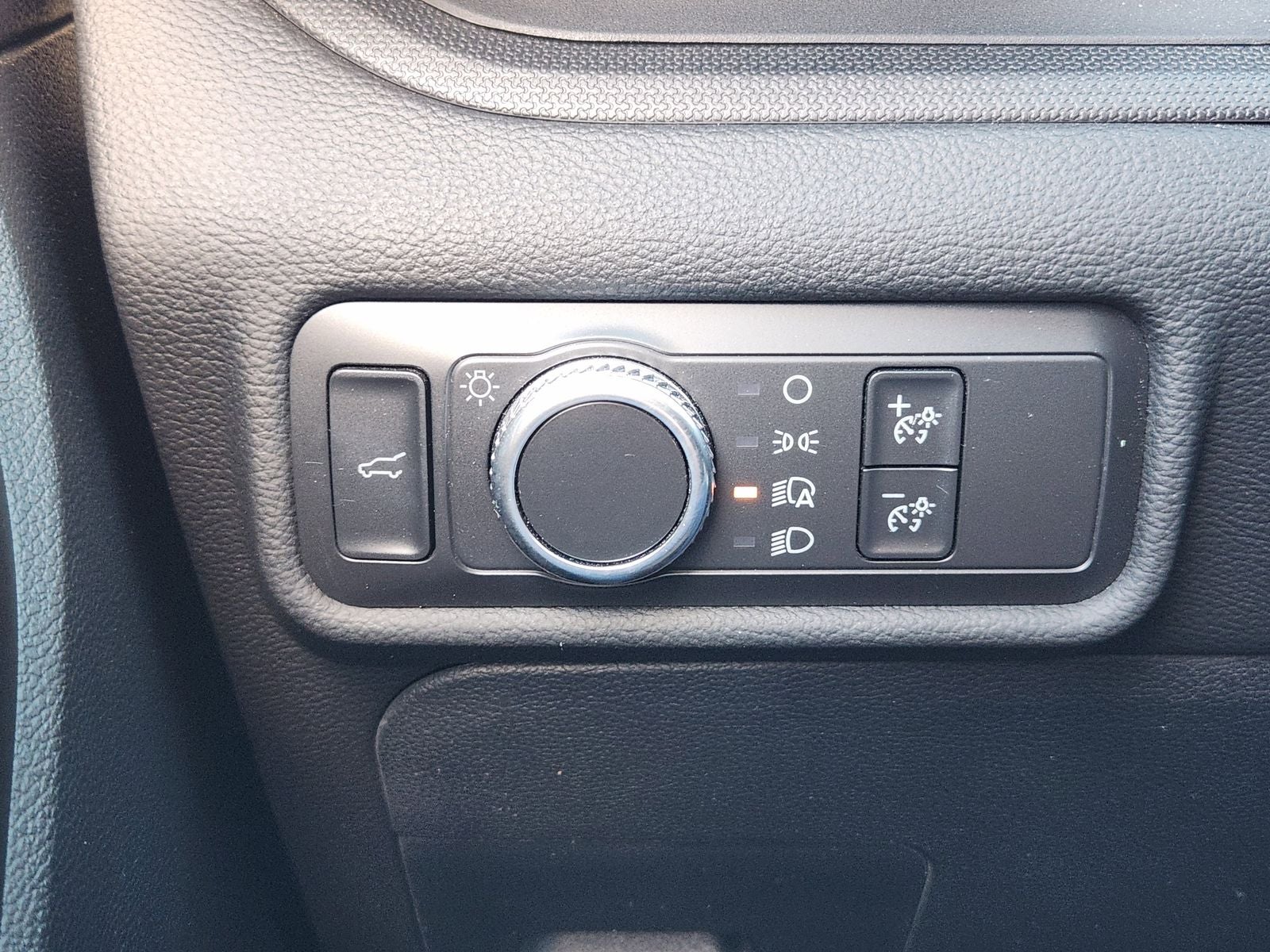 2020 Ford Explorer Base