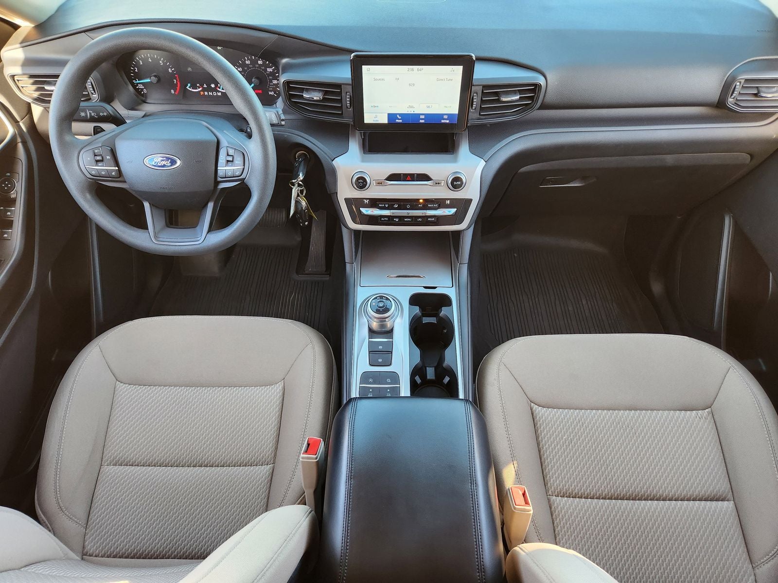 2020 Ford Explorer Base