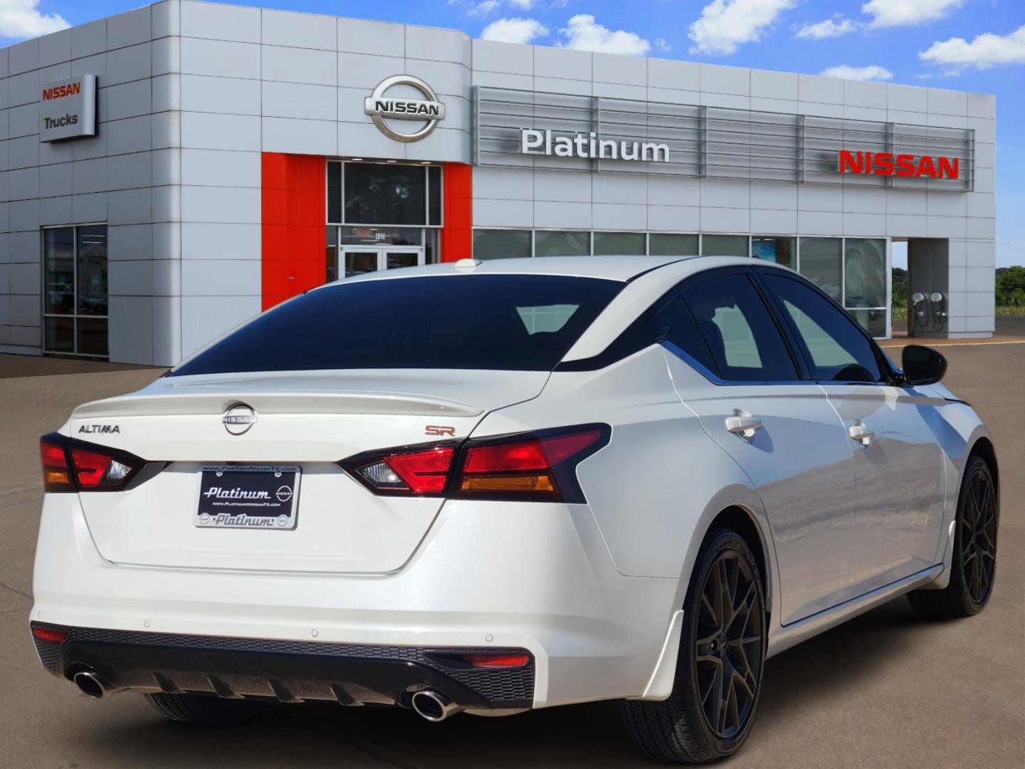 2025 Nissan Altima 2.5 SR