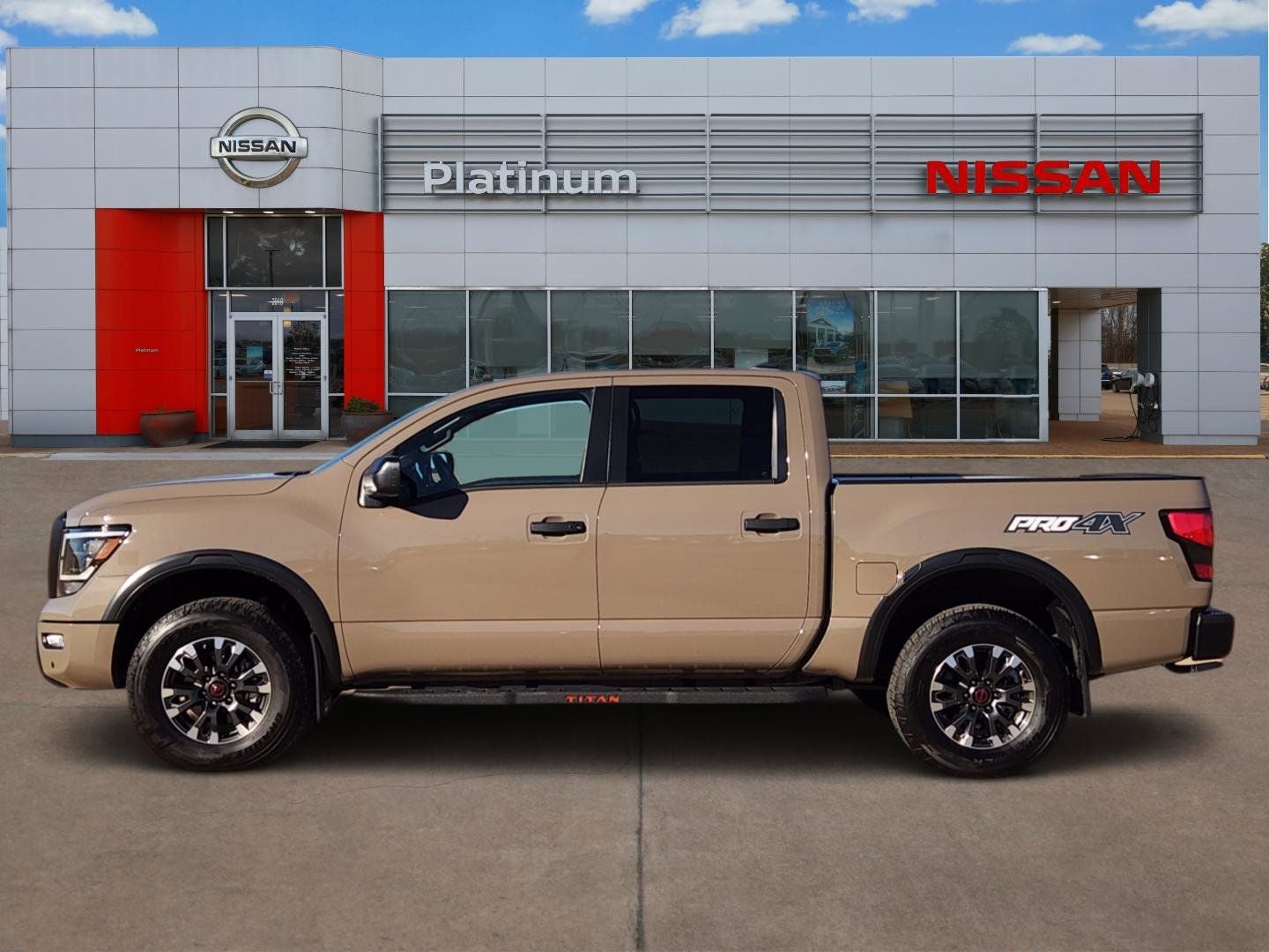 2024 Nissan Titan PRO-4X