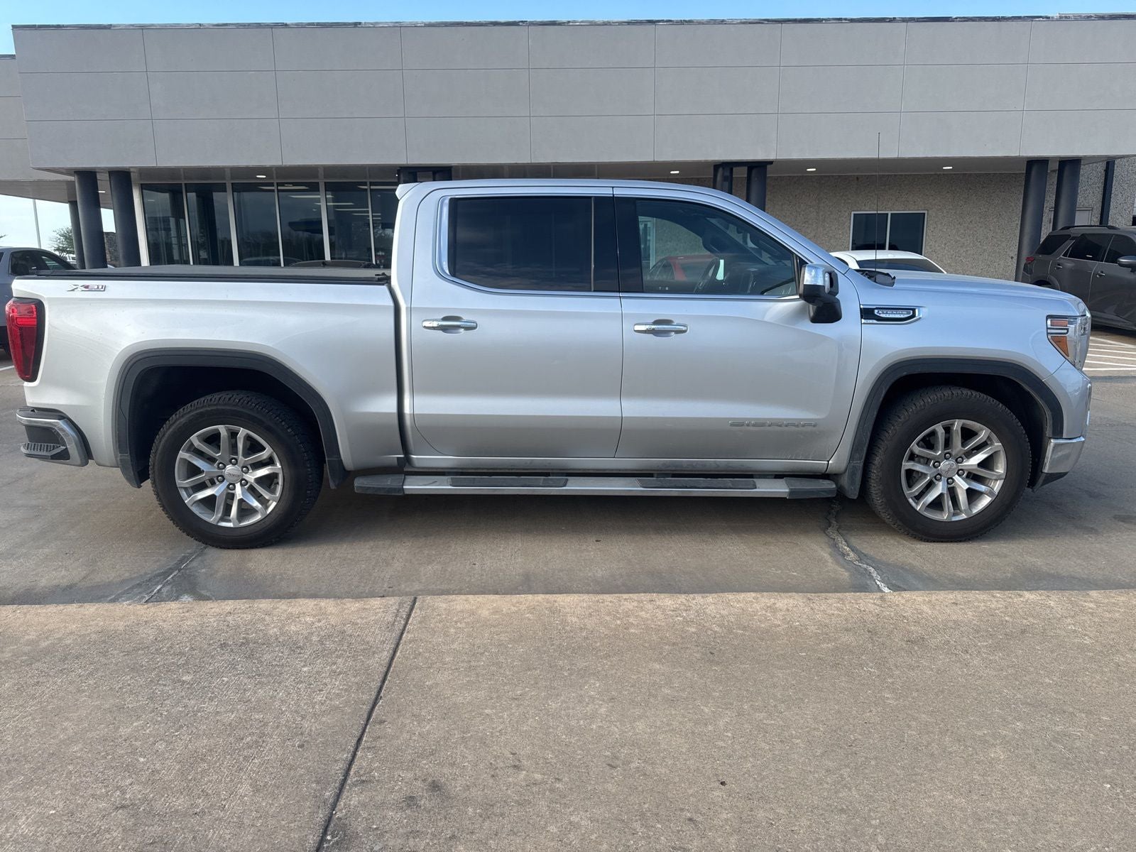 2020 GMC Sierra 1500 SLT