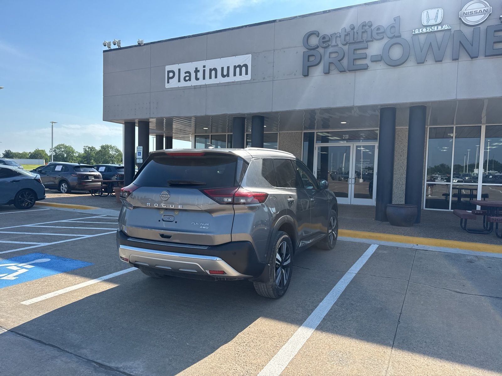 2023 Nissan Rogue Platinum