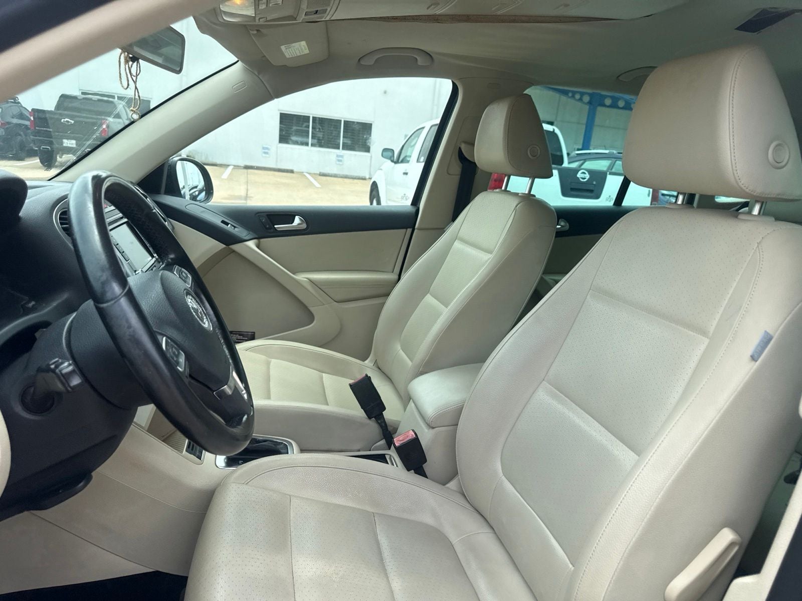 2011 Volkswagen Tiguan SE