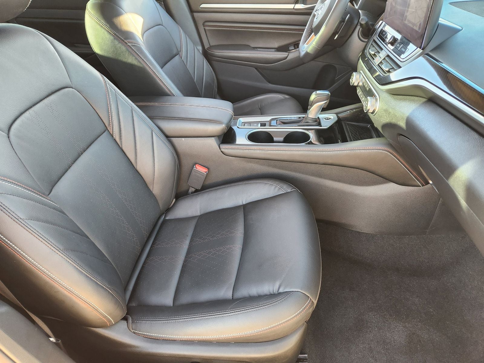 2023 Nissan Altima 2.0 SR