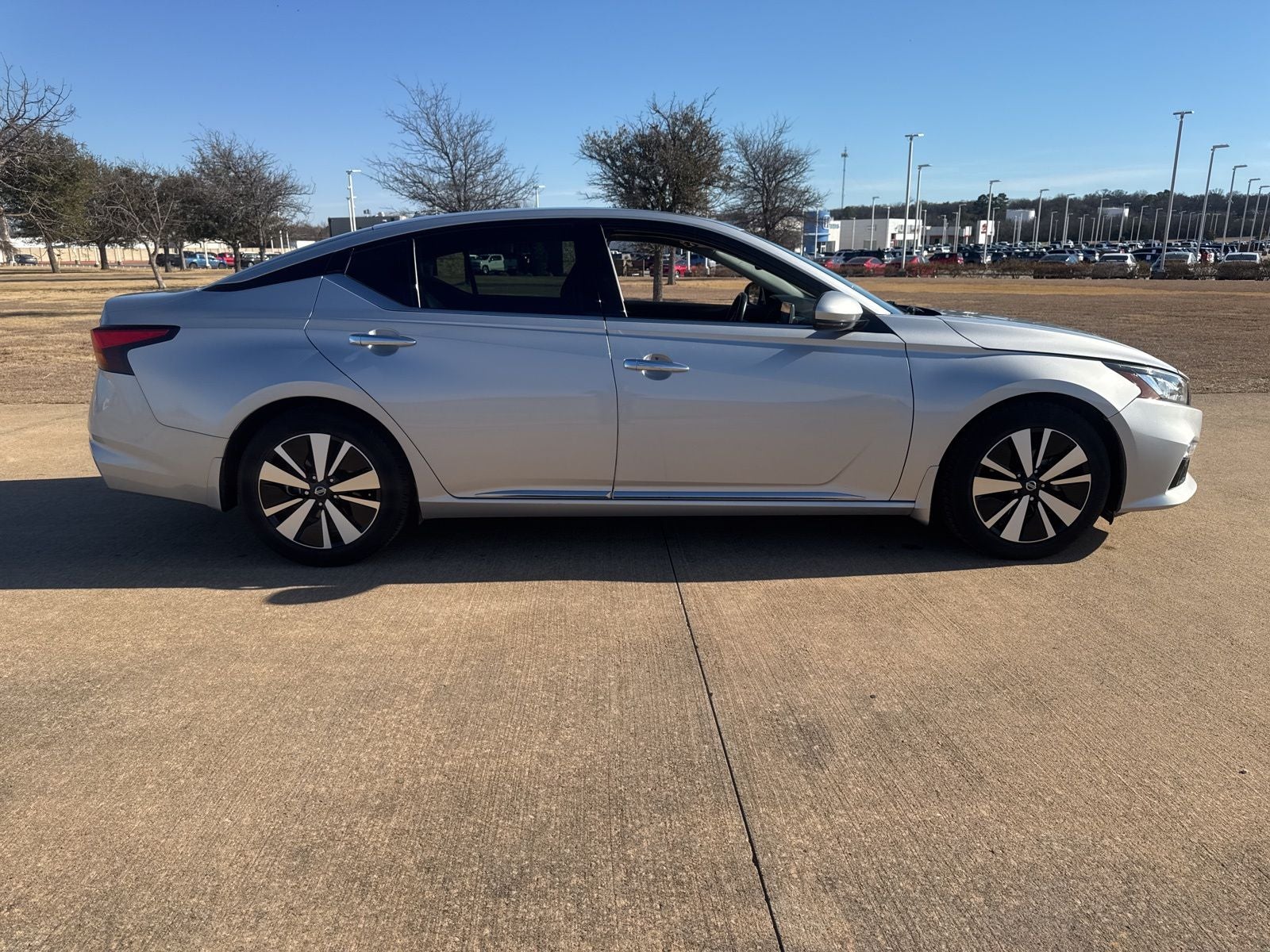 2020 Nissan Altima 2.5 SV