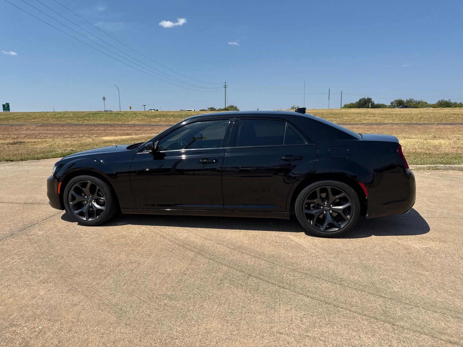 2023 Chrysler 300 S