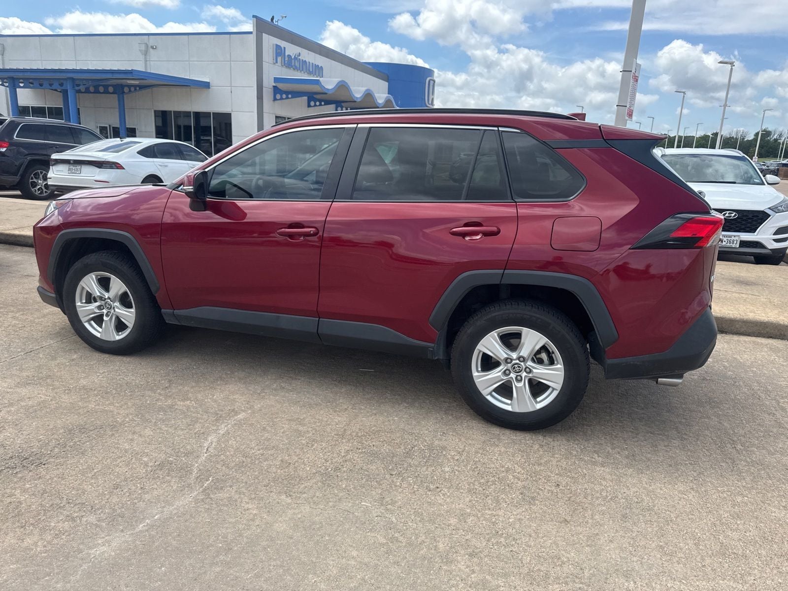 2021 Toyota RAV4 XLE