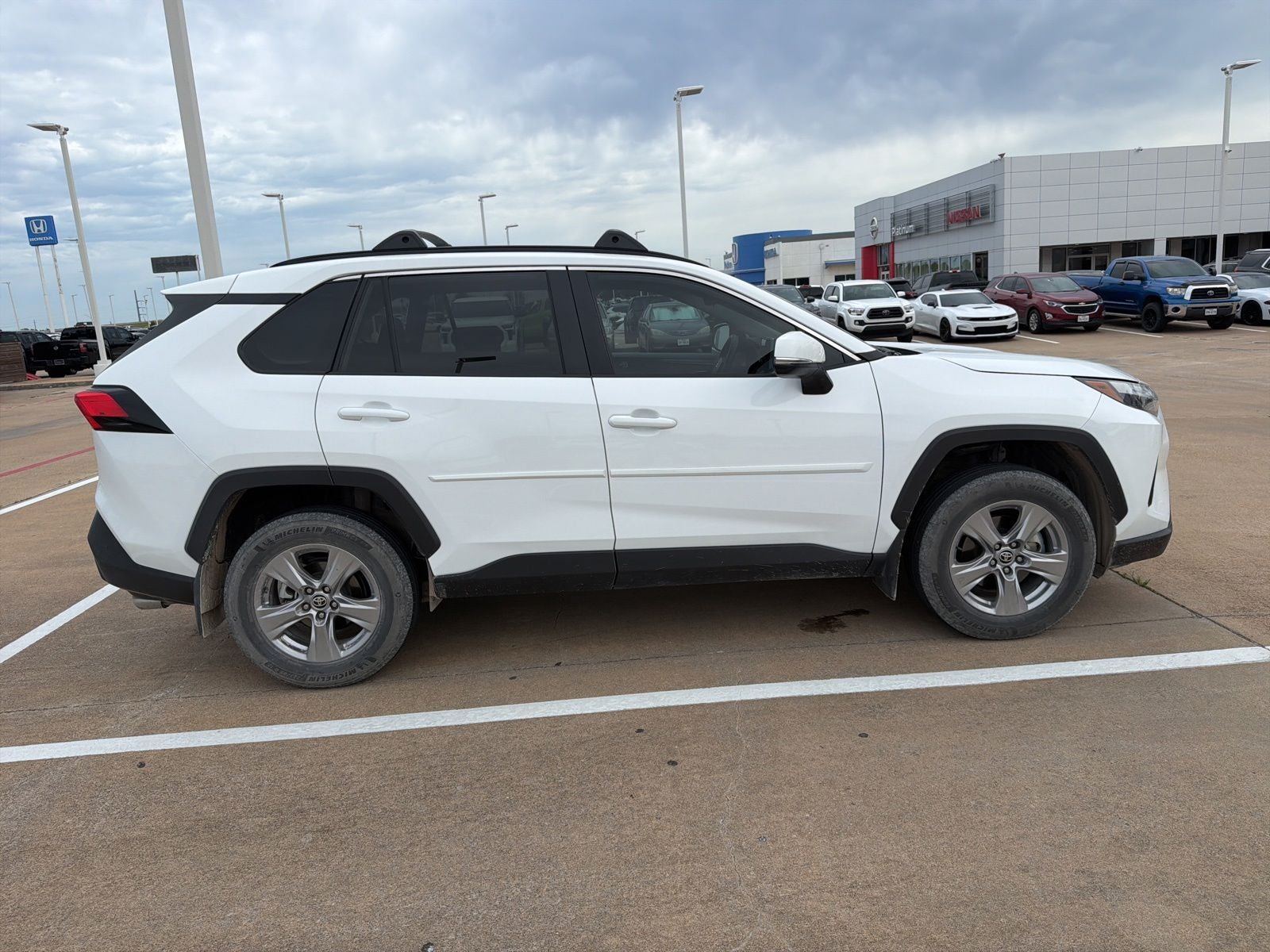 2023 Toyota RAV4 XLE