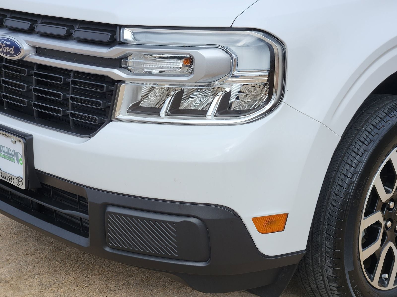 2023 Ford Maverick Lariat