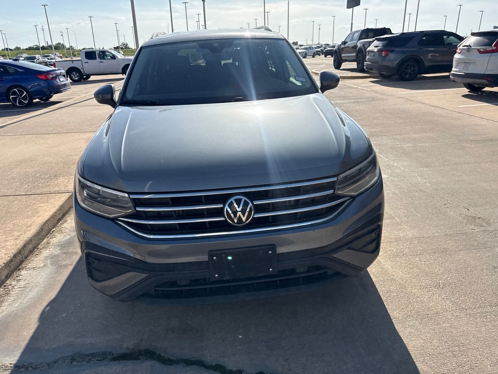 2024 Volkswagen Tiguan 2.0T SE