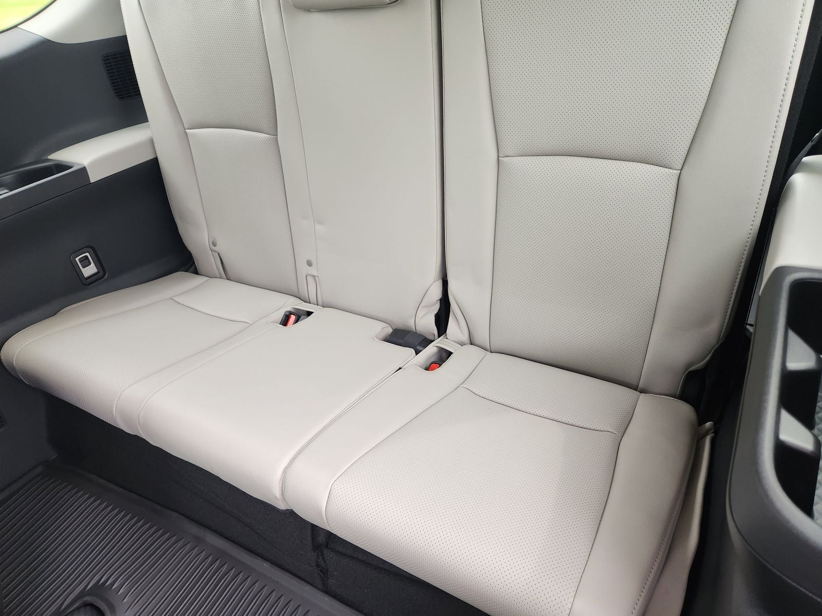 2025 Toyota Grand Highlander Platinum