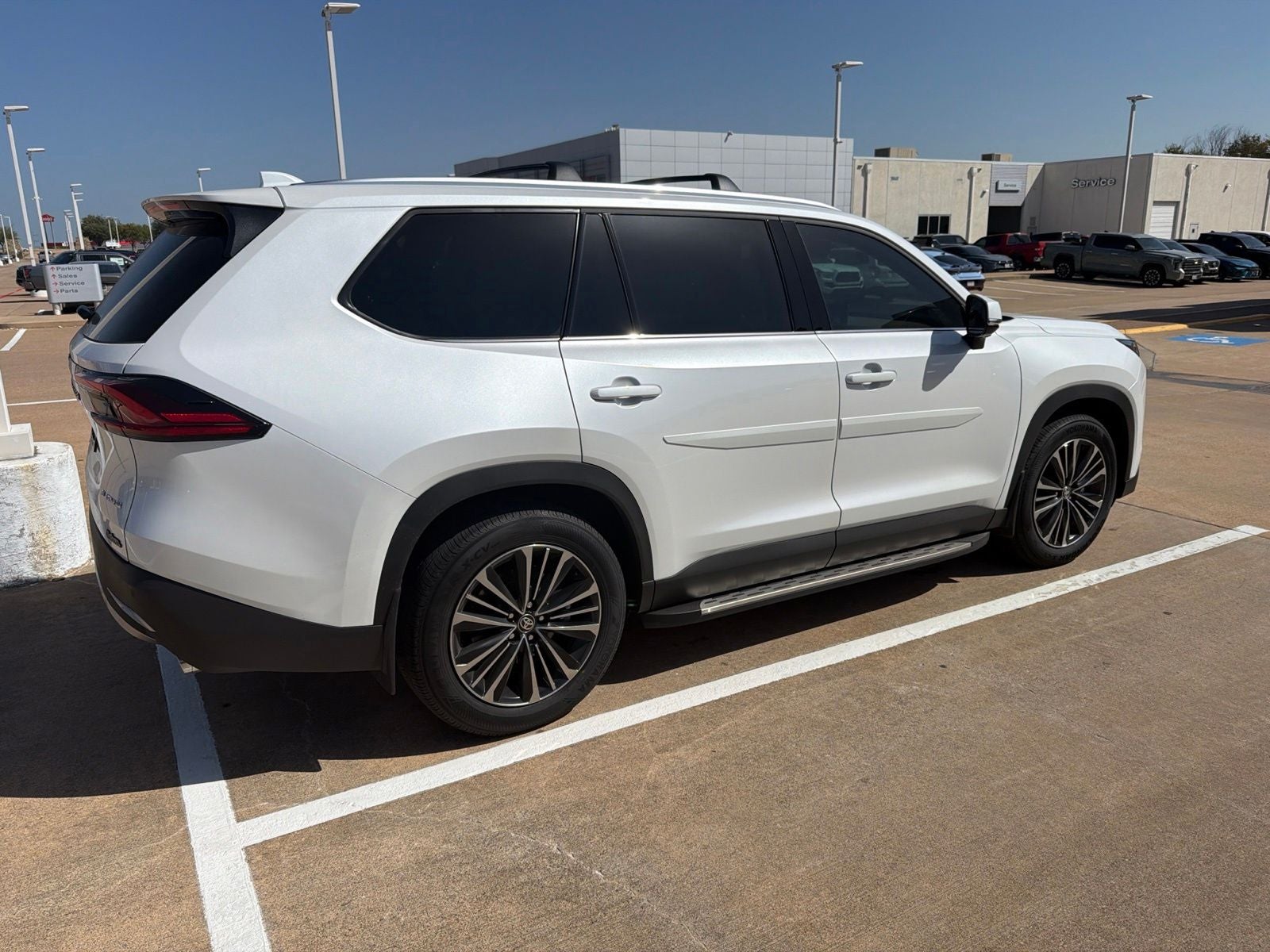 2026 Toyota Grand Highlander Hybrid MAX Platinum