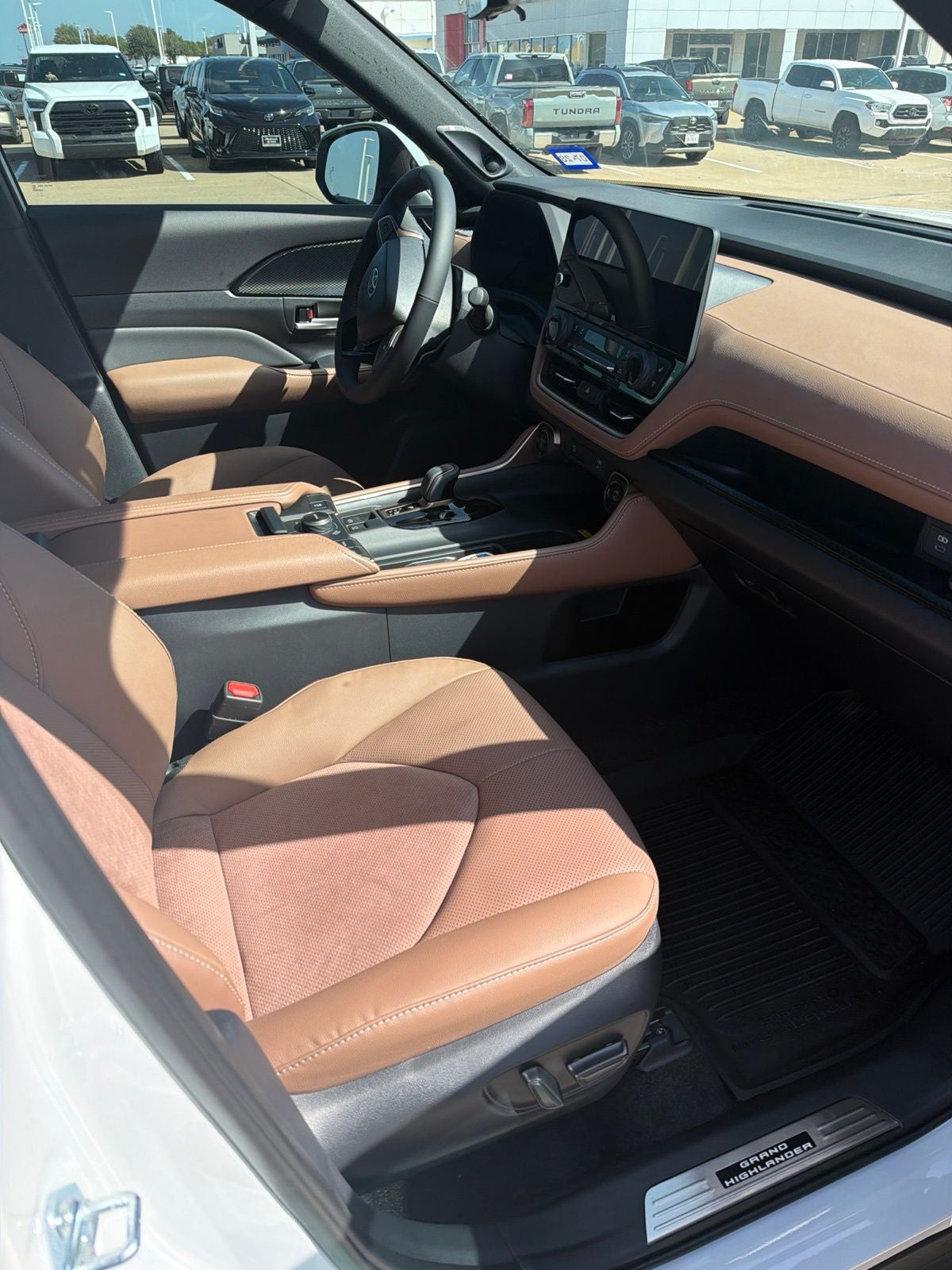 2026 Toyota Grand Highlander Hybrid MAX Platinum