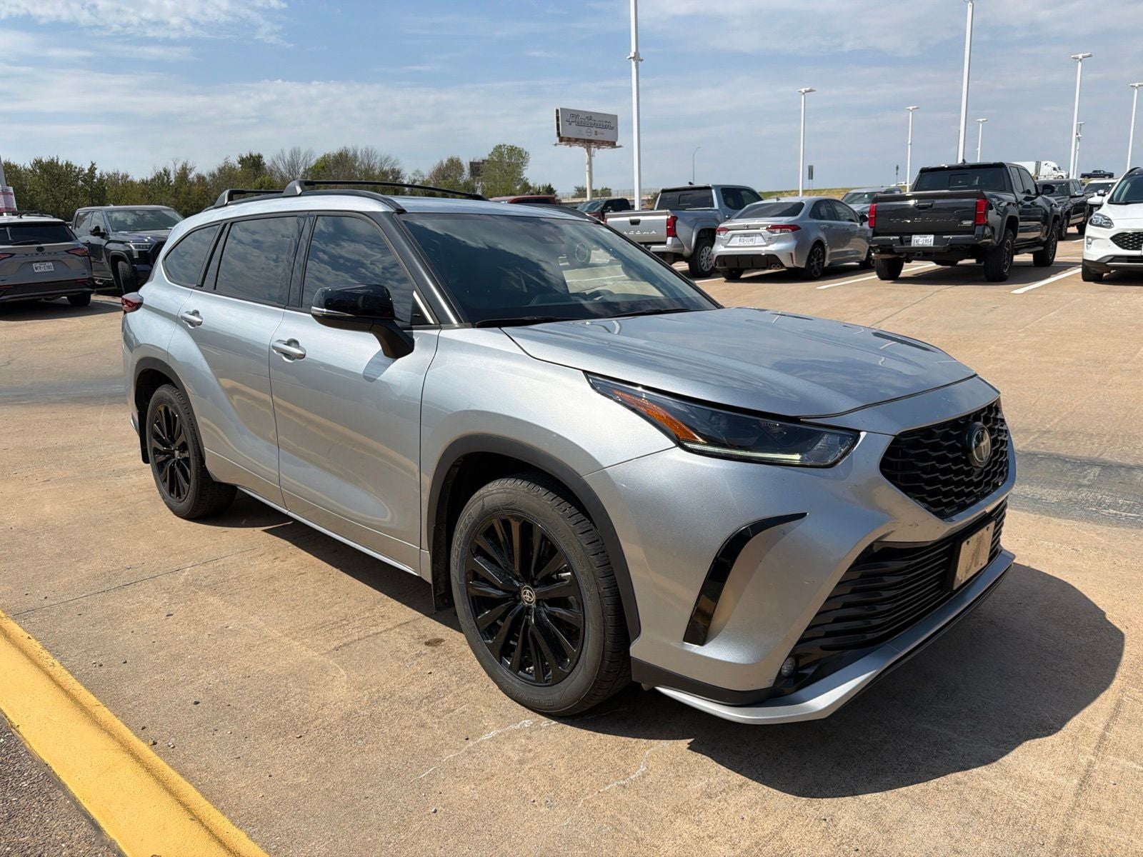 2023 Toyota Highlander XSE