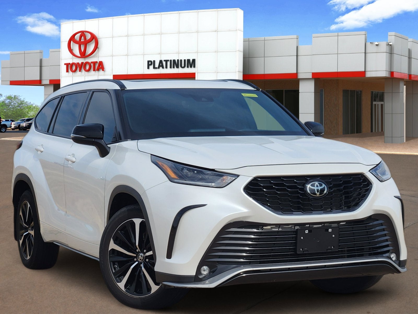 2022 Toyota Highlander XSE