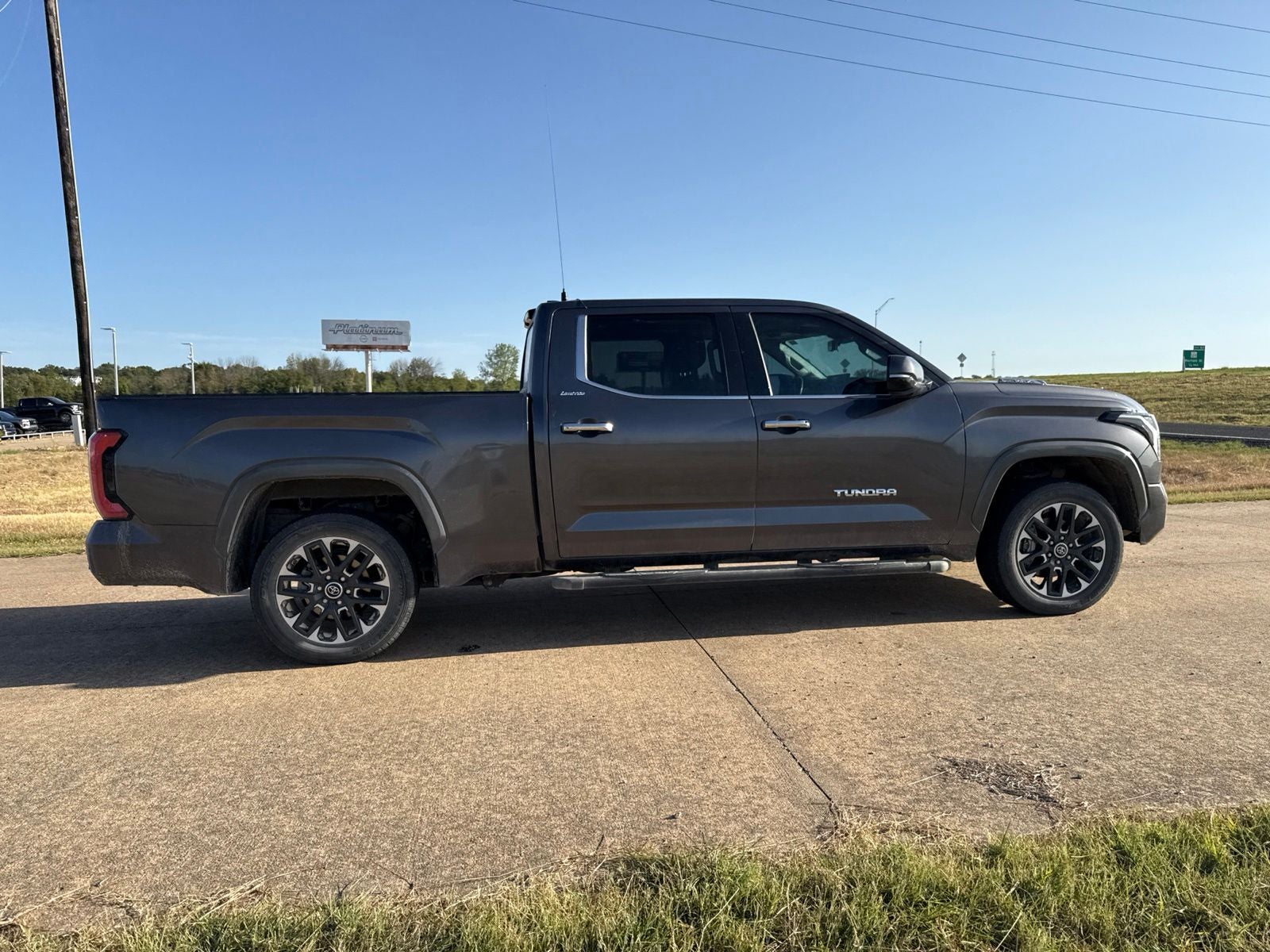 2022 Toyota Tundra Hybrid Limited