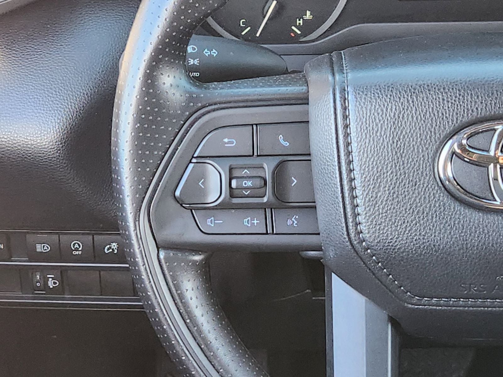 2025 Toyota Tundra 4WD SR