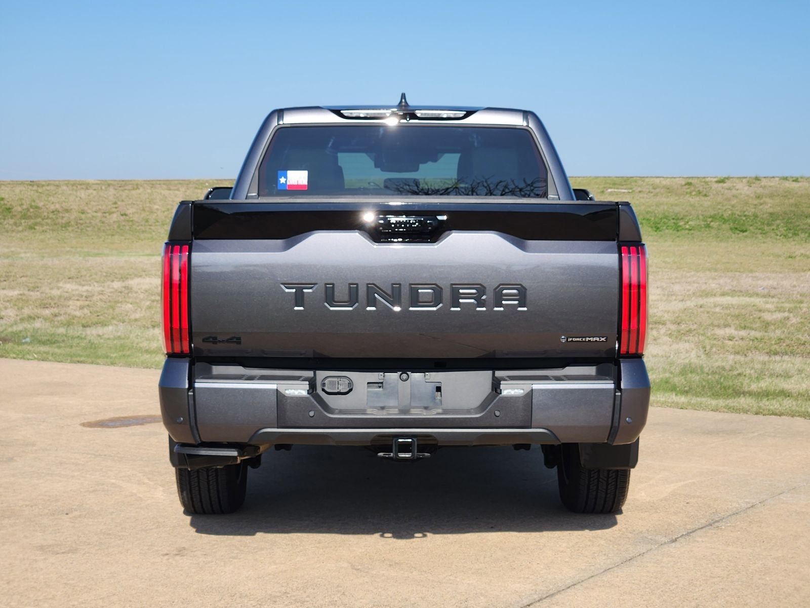 2025 Toyota Tundra 4WD Platinum