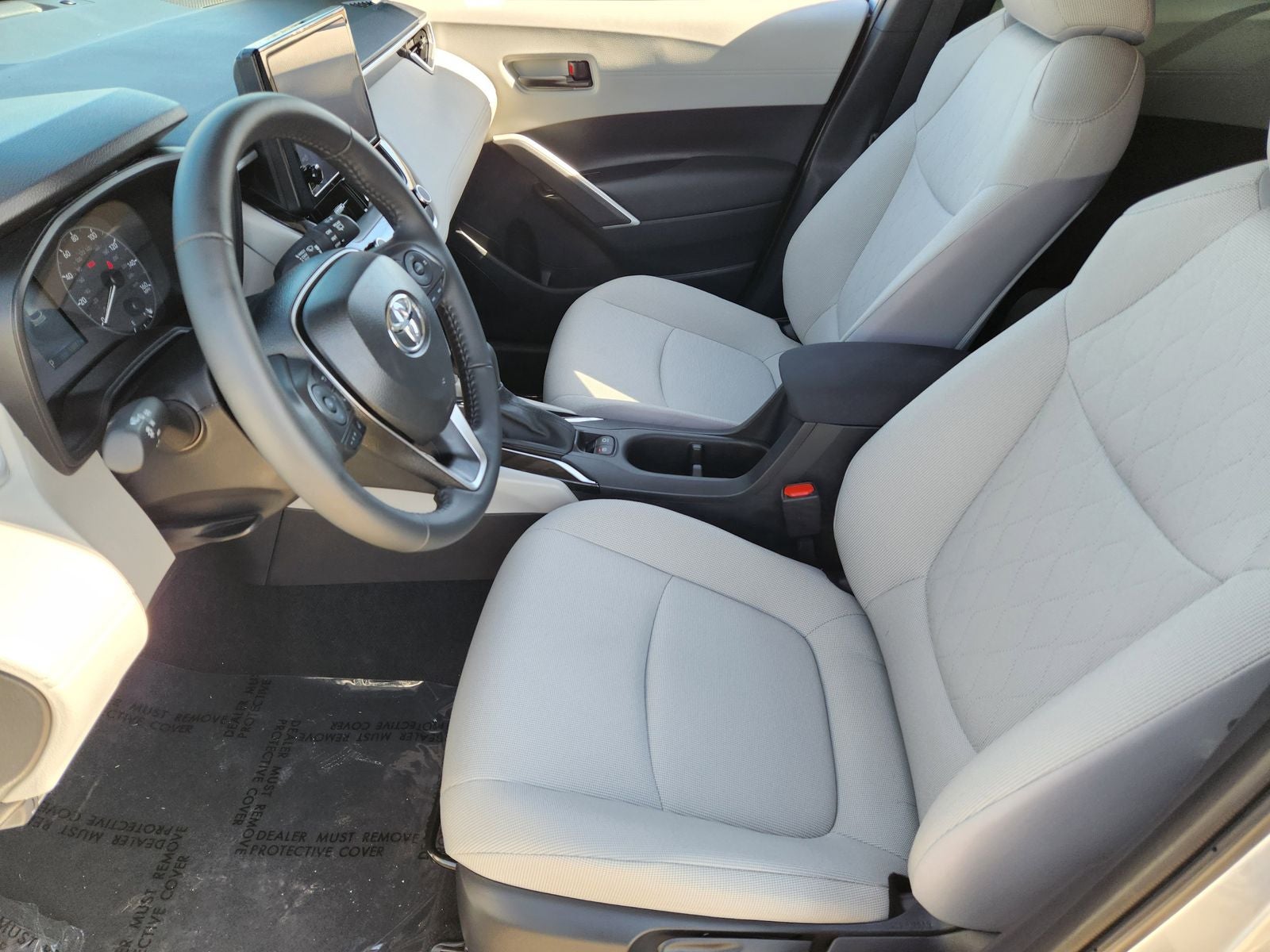 2025 Toyota Corolla Cross LE