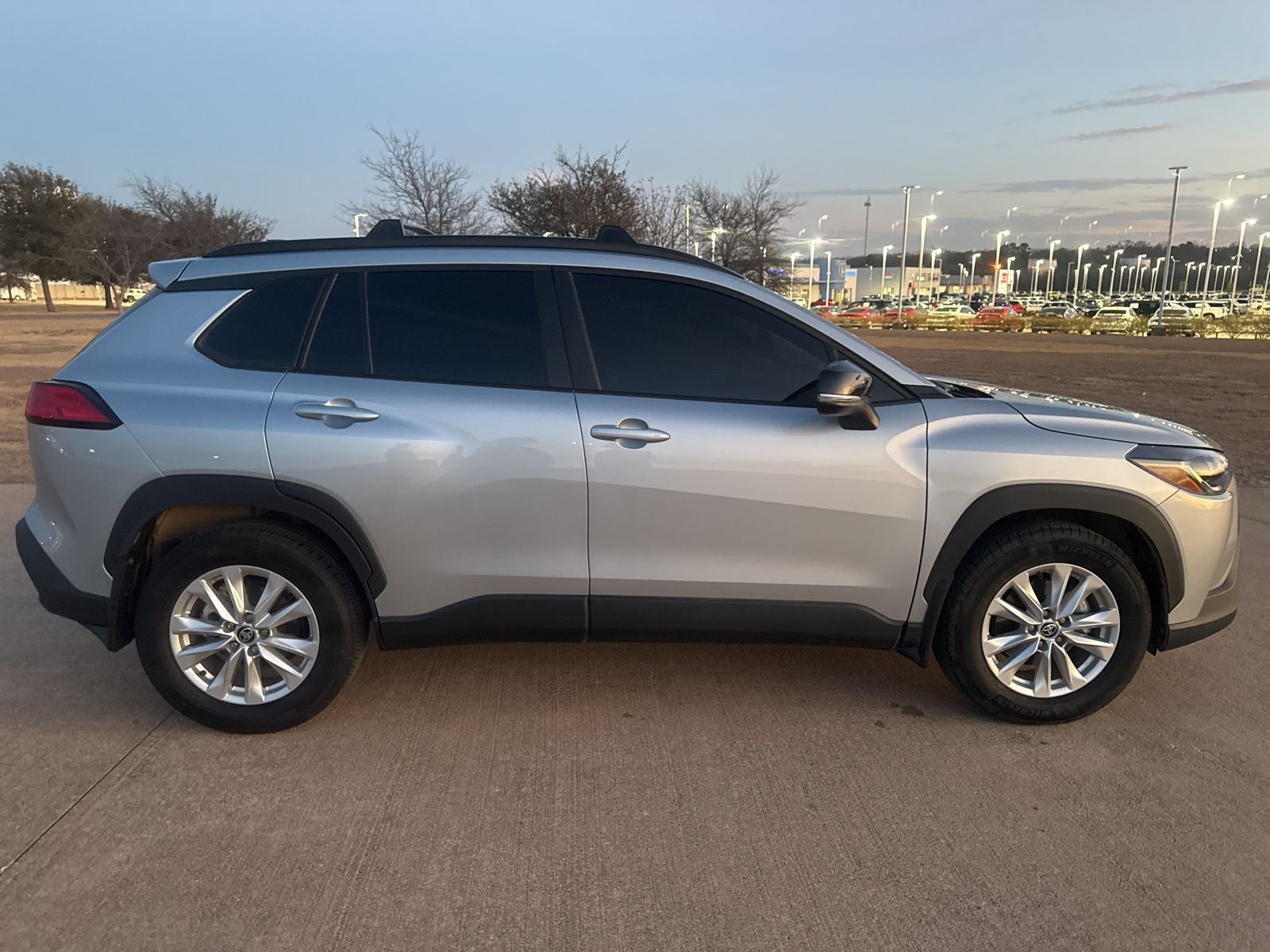 2025 Toyota Corolla Cross LE