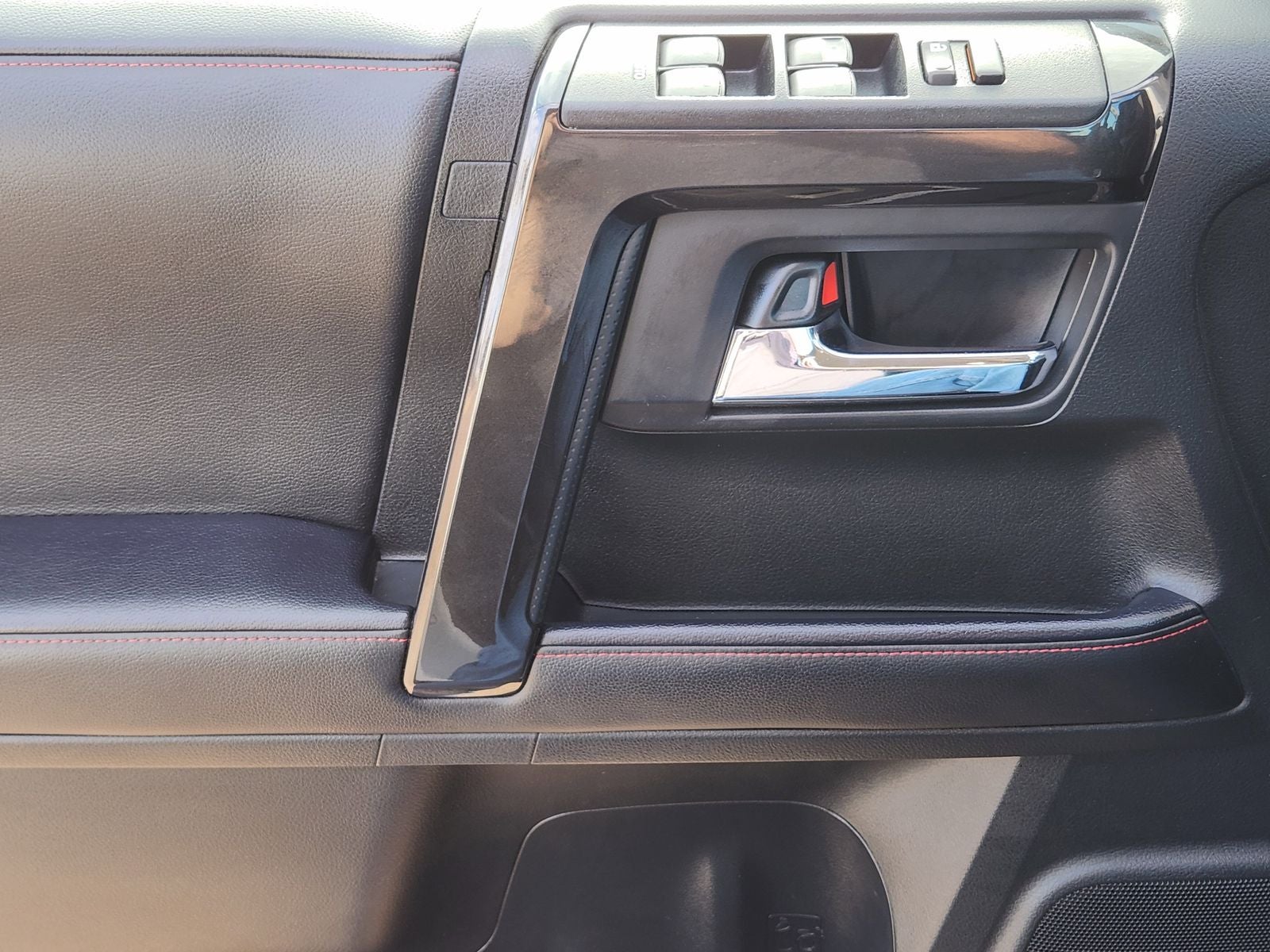 2024 Toyota 4Runner TRD Off-Road