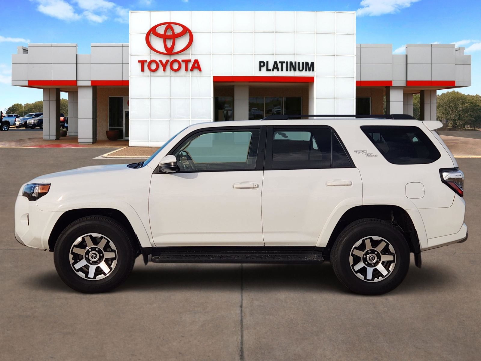 2024 Toyota 4Runner TRD Off-Road