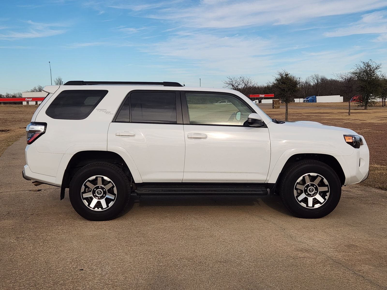 2024 Toyota 4Runner TRD Off-Road