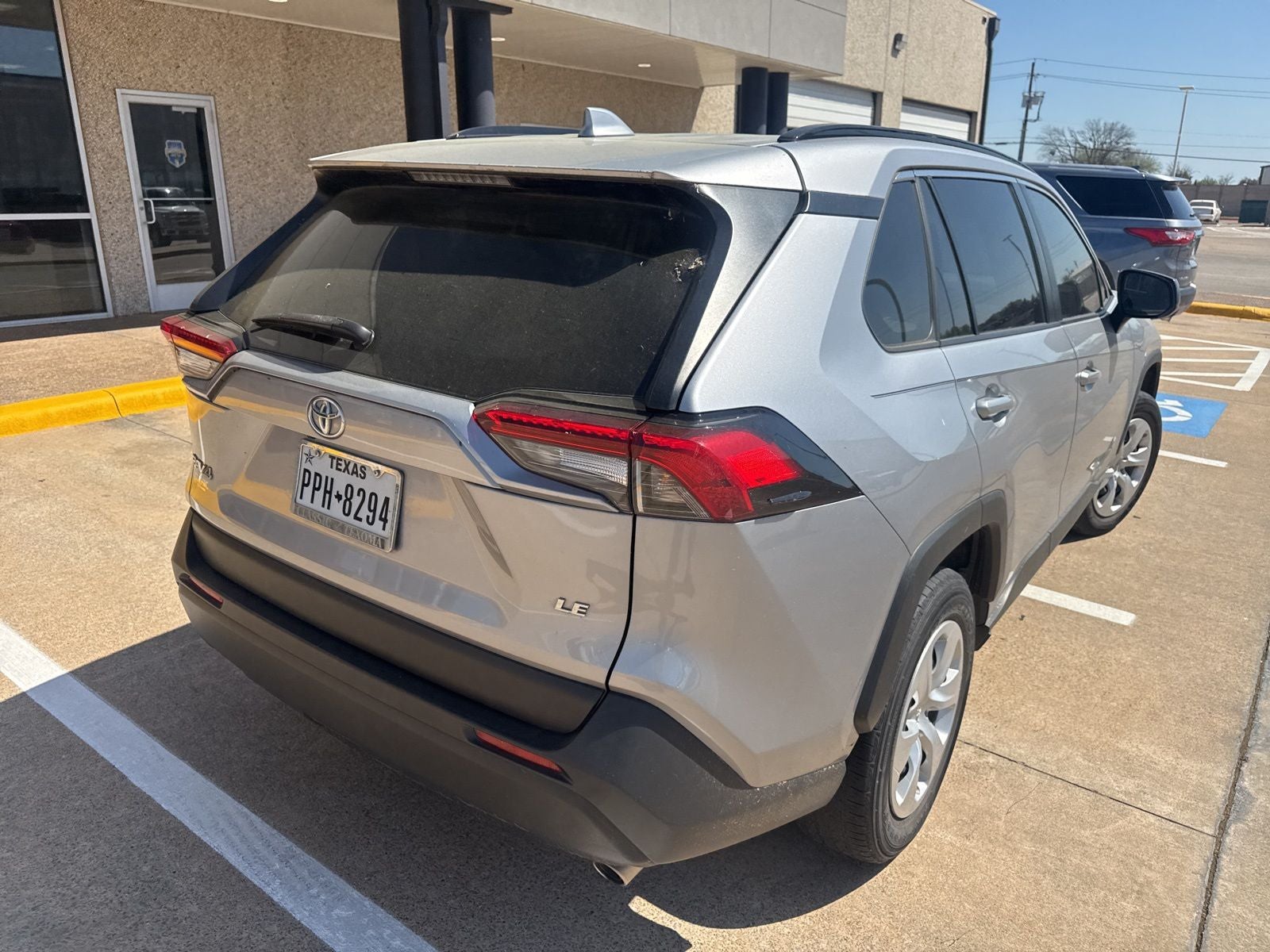 2021 Toyota RAV4 LE