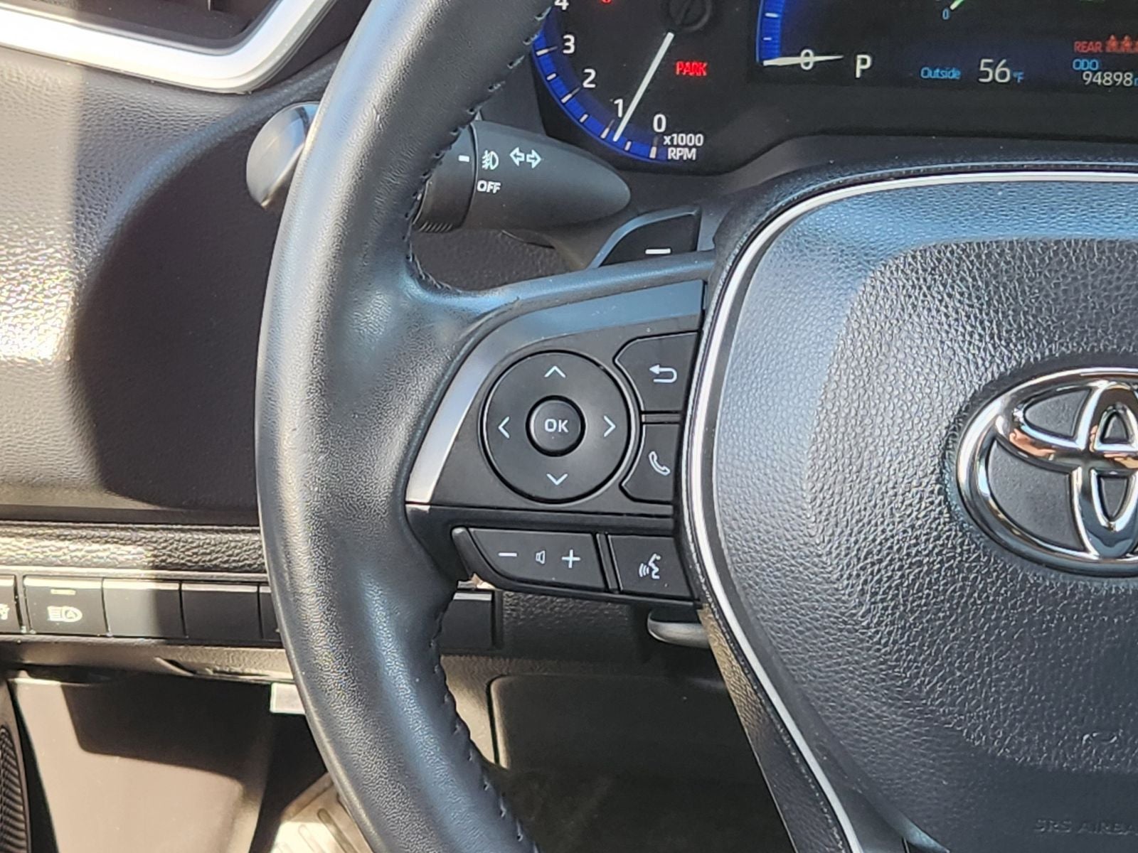 2022 Toyota Corolla Hatchback XSE